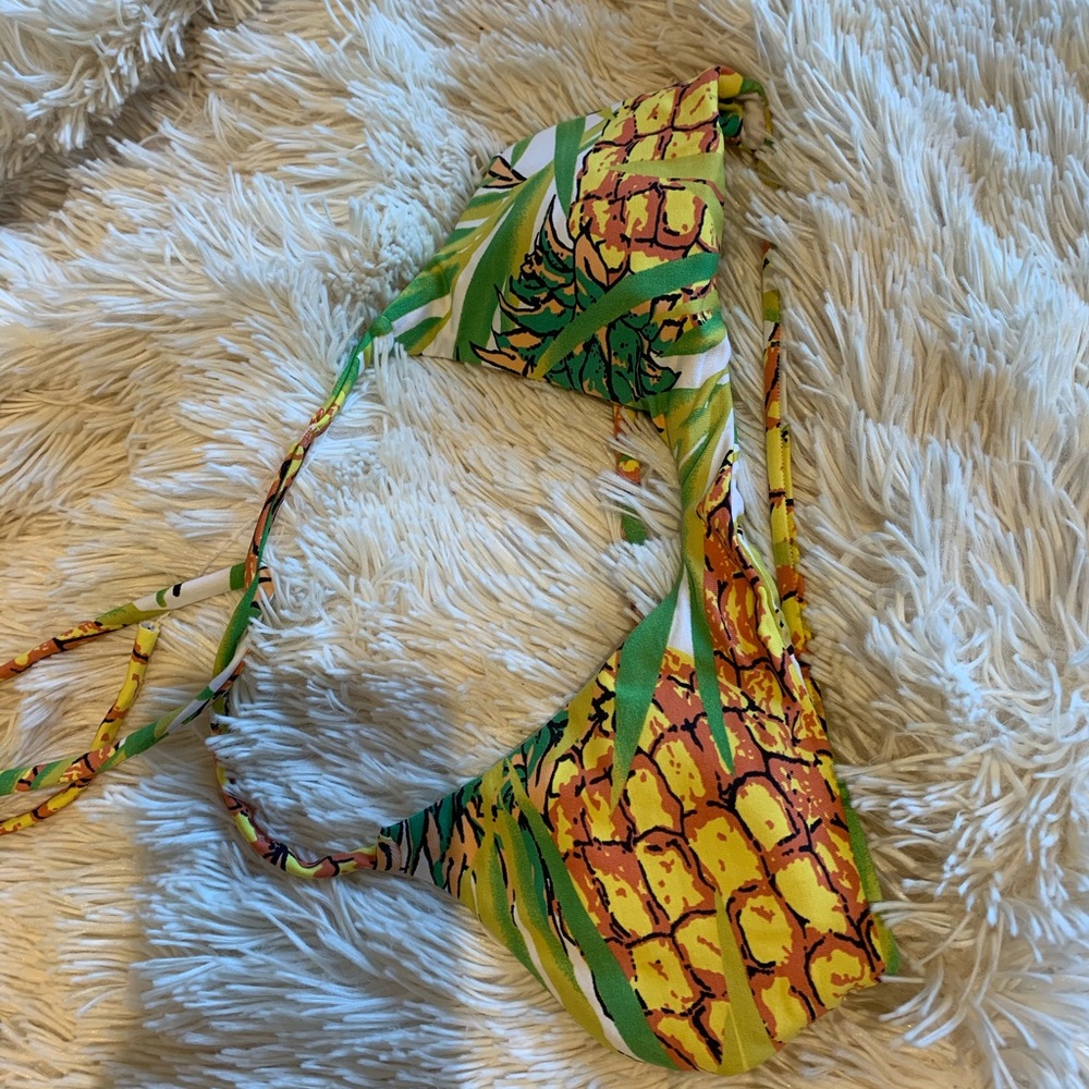 Midori bikini top